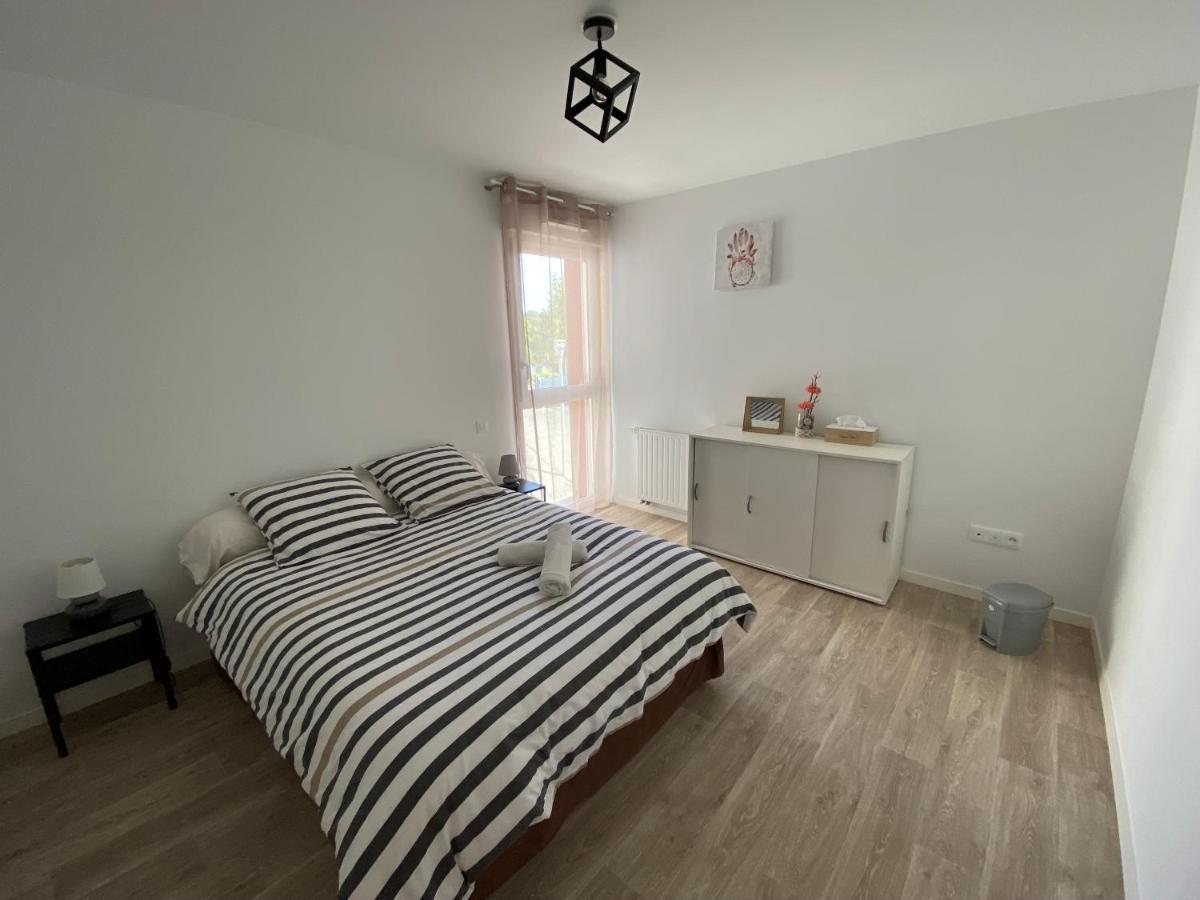 Chez Ngoc - Appartement Meuble Lannion Exterior photo